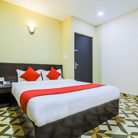 Oyo 315 Aadarsha Inn Rummindei ภายนอก รูปภาพ