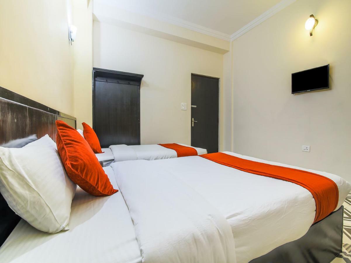 Oyo 315 Aadarsha Inn Rummindei ภายนอก รูปภาพ
