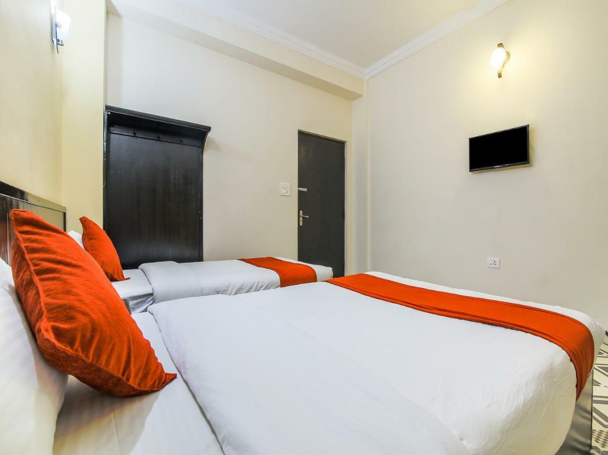 Oyo 315 Aadarsha Inn Rummindei ภายนอก รูปภาพ