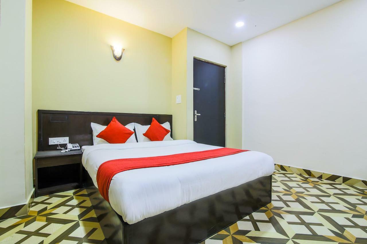 Oyo 315 Aadarsha Inn Rummindei ภายนอก รูปภาพ
