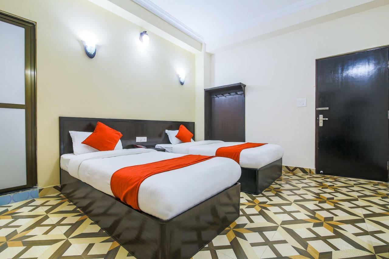 Oyo 315 Aadarsha Inn Rummindei ภายนอก รูปภาพ